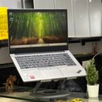 Ordinateur Portable LENOVO THINKPAD E14  Core i5-10210U I 16Go RAM I 256Go SSD IRX 640 2GB VRAM I Win 11Pro I 14″ IPS Full HD OCCASION – Image 2